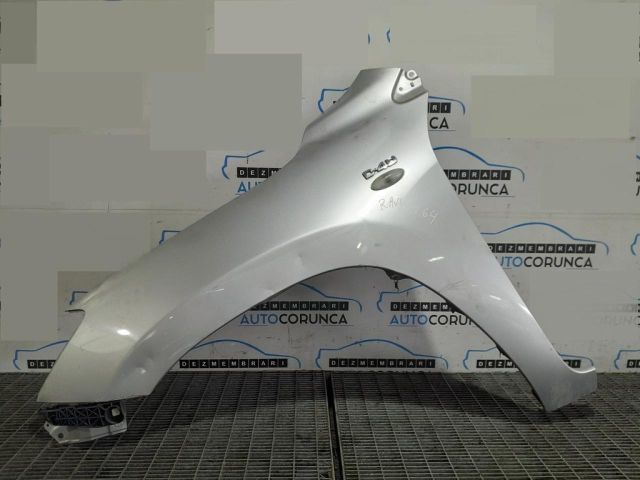 bontott TOYOTA RAV 4 Bal első Sárvédő