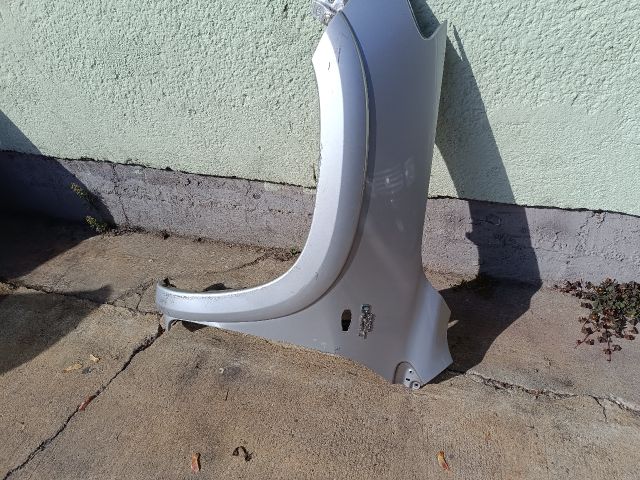 bontott TOYOTA RAV 4 Bal első Sárvédő