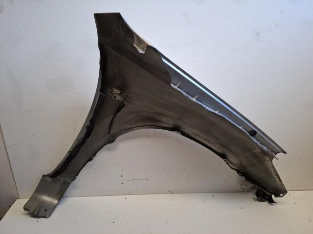 bontott TOYOTA RAV 4 Bal első Sárvédő