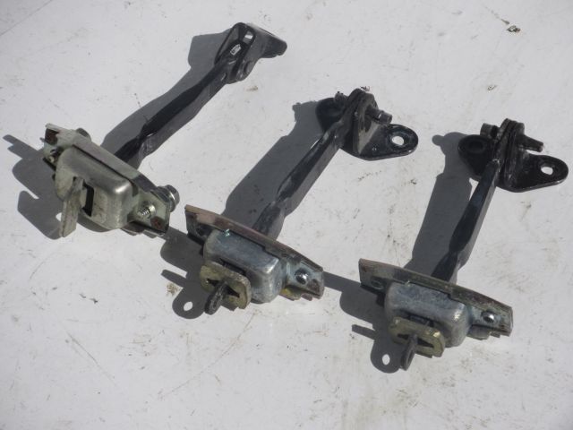 bontott TOYOTA RAV 4 Bal első Zsanér