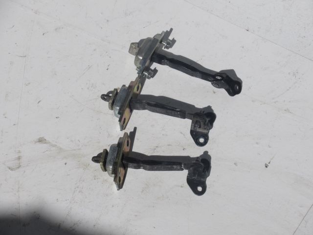 bontott TOYOTA RAV 4 Bal első Zsanér