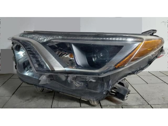 bontott TOYOTA RAV 4 Bal Fényszóró