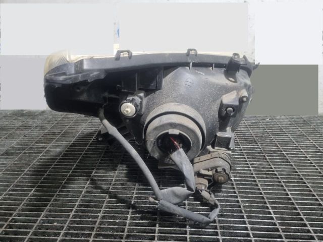 bontott TOYOTA RAV 4 Bal Fényszóró