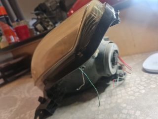 bontott TOYOTA RAV 4 Bal Fényszóró