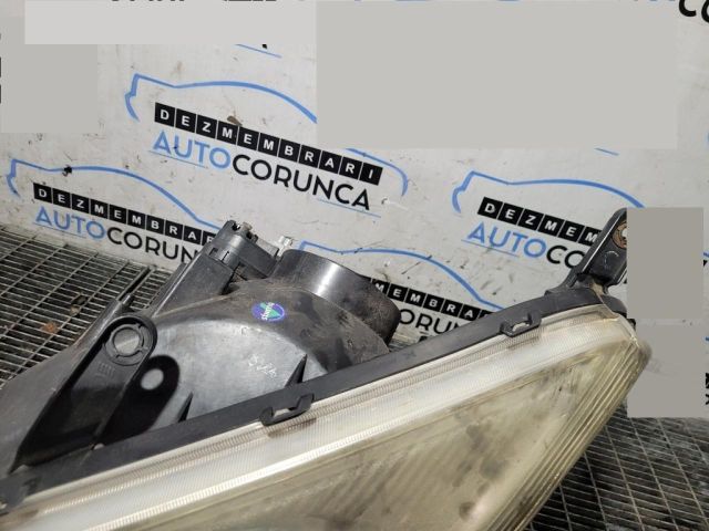 bontott TOYOTA RAV 4 Bal Fényszóró