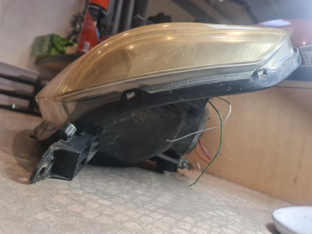 bontott TOYOTA RAV 4 Bal Fényszóró