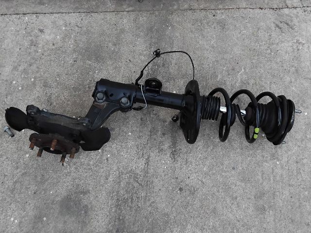 bontott TOYOTA RAV 4 Bal Gólyaláb Csonkállvánnyal