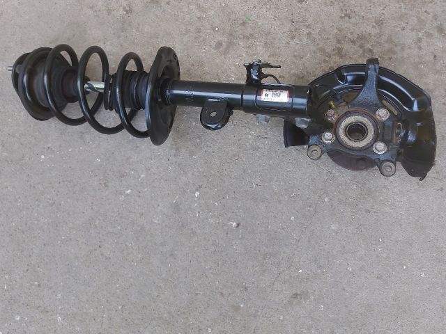 bontott TOYOTA RAV 4 Bal Gólyaláb Csonkállvánnyal