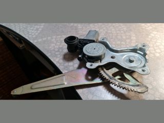 bontott TOYOTA RAV 4 Bal hátsó Ablakemelő Szerkezet (Elektromos)