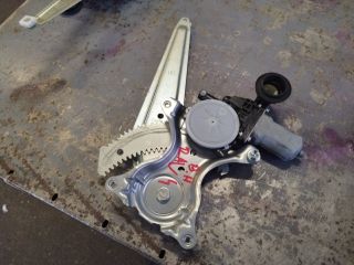 bontott TOYOTA RAV 4 Bal hátsó Ablakemelő Szerkezet (Elektromos)