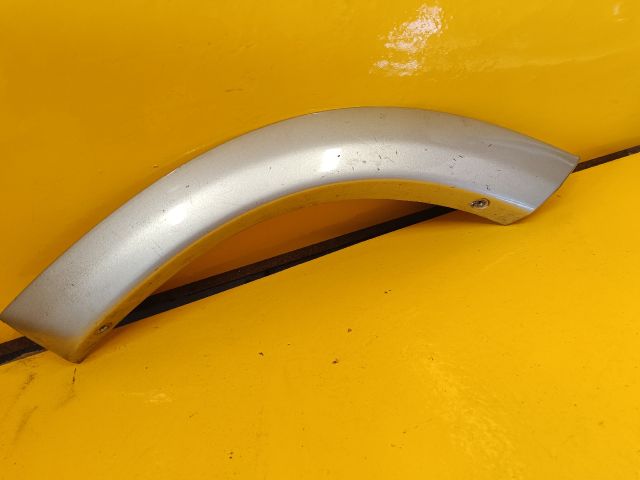 bontott TOYOTA RAV 4 Bal hátsó Ajtó Díszléc