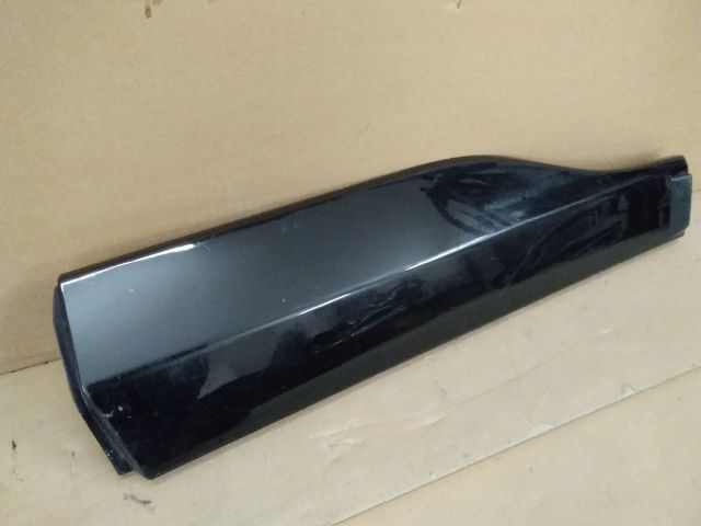 bontott TOYOTA RAV 4 Bal hátsó Ajtó Díszléc