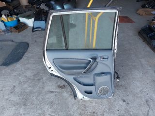 bontott TOYOTA RAV 4 Bal hátsó Ajtó (Részeivel)