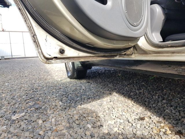 bontott TOYOTA RAV 4 Bal hátsó Ajtó (Üres lemez)