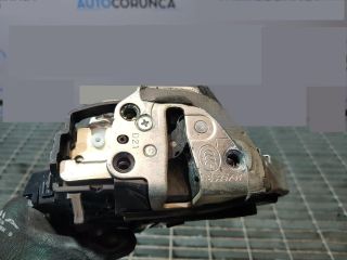 bontott TOYOTA RAV 4 Bal hátsó Ajtózár