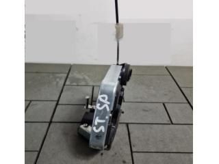 bontott TOYOTA RAV 4 Bal hátsó Ajtózár