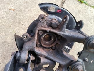 bontott TOYOTA RAV 4 Bal hátsó Csonkállvány Kerékaggyal