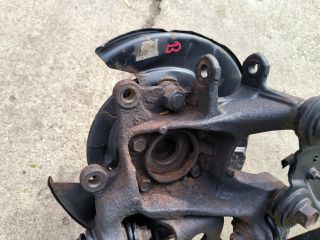 bontott TOYOTA RAV 4 Bal hátsó Csonkállvány Kerékaggyal