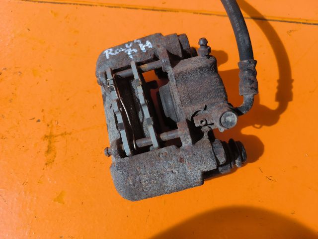 bontott TOYOTA RAV 4 Bal hátsó Féknyereg Munkahengerrel