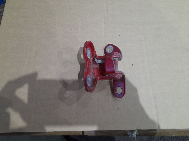 bontott TOYOTA RAV 4 Bal hátsó Felső Zsanér