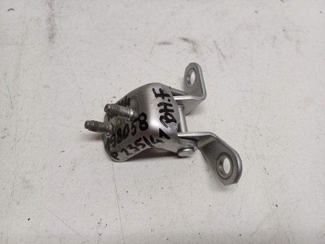 bontott TOYOTA RAV 4 Bal hátsó Felső Zsanér