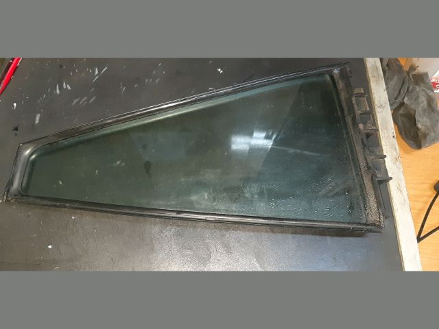 bontott TOYOTA RAV 4 Bal hátsó Fixüveg (Ajtóban)