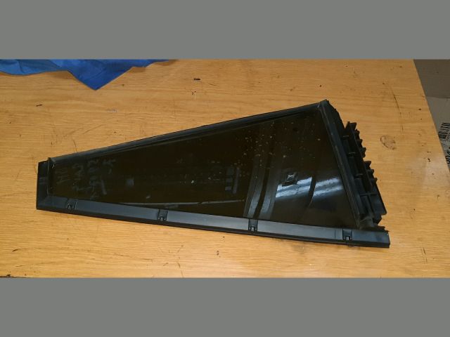 bontott TOYOTA RAV 4 Bal hátsó Fixüveg (Ajtóban)