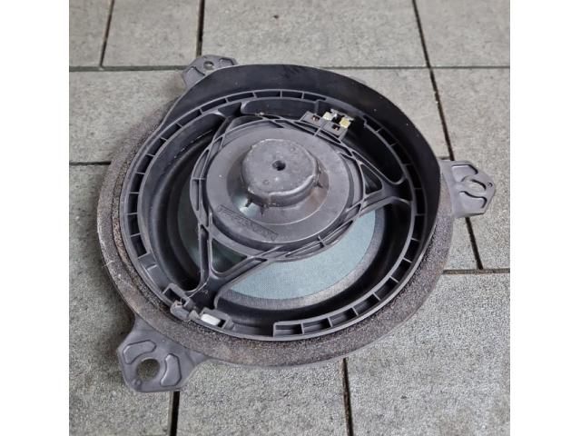 bontott TOYOTA RAV 4 Bal hátsó Hangszóró