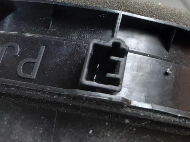 bontott TOYOTA RAV 4 Bal hátsó Hangszóró