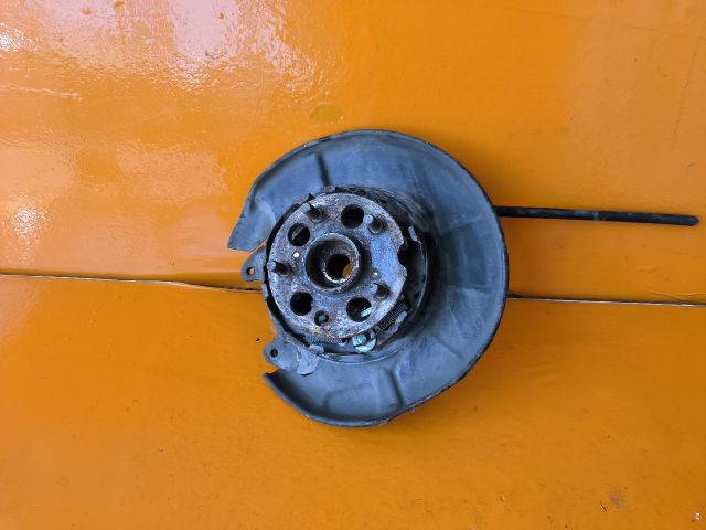 bontott TOYOTA RAV 4 Bal hátsó Kerékagy