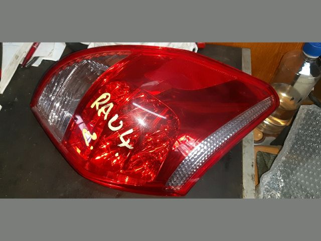 bontott TOYOTA RAV 4 Bal Hátsó Lámpa