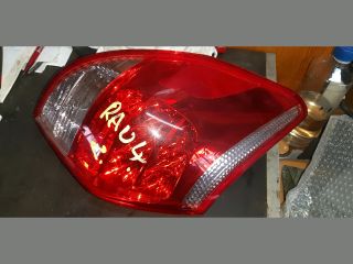 bontott TOYOTA RAV 4 Bal Hátsó Lámpa