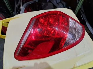bontott TOYOTA RAV 4 Bal Hátsó Lámpa