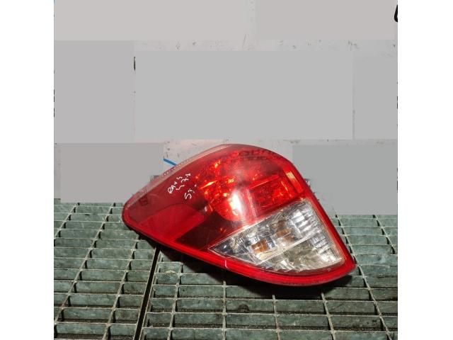 bontott TOYOTA RAV 4 Bal Hátsó Lámpa