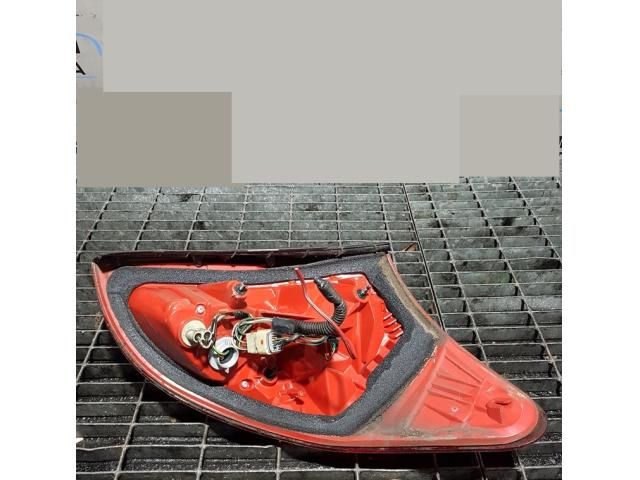 bontott TOYOTA RAV 4 Bal Hátsó Lámpa