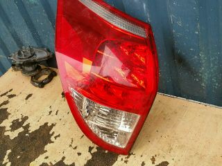 bontott TOYOTA RAV 4 Bal Hátsó Lámpa