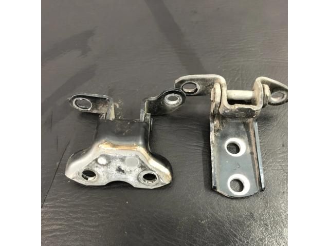 bontott TOYOTA RAV 4 Bal hátsó Zsanér