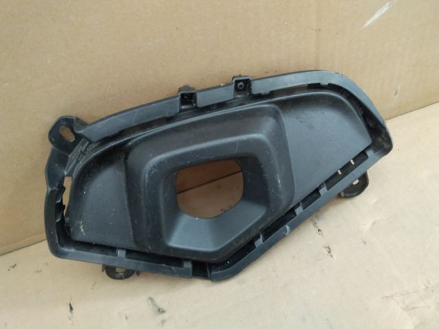 bontott TOYOTA RAV 4 Bal Ködlámpa Rács