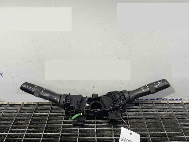 bontott TOYOTA RAV 4 Bal Kormánykapcsoló Irányjelző