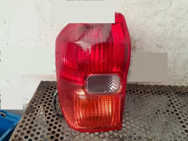 bontott TOYOTA RAV 4 Bal Külső Hátsó Lámpa