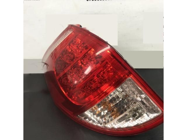 bontott TOYOTA RAV 4 Bal Külső Hátsó Lámpa