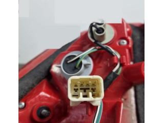 bontott TOYOTA RAV 4 Bal Külső Hátsó Lámpa