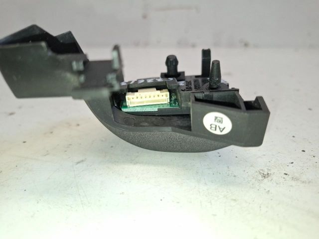 bontott TOYOTA RAV 4 Bal Multikormány Kapcsoló