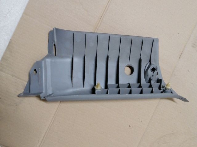 bontott TOYOTA RAV 4 Bal Oldalkárpit (2-3 ajtóshoz hátra)