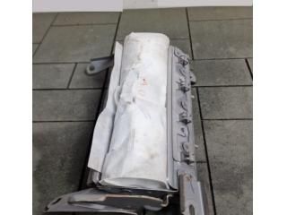 bontott TOYOTA RAV 4 Bal Térdlégzsák