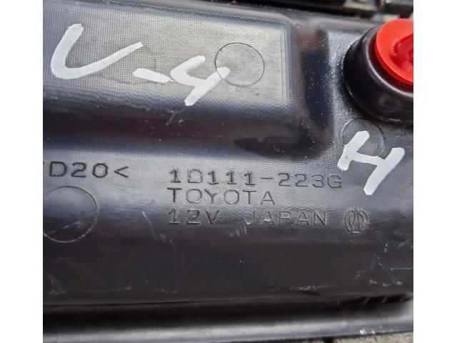 bontott TOYOTA RAV 4 Beltér Világítás Első