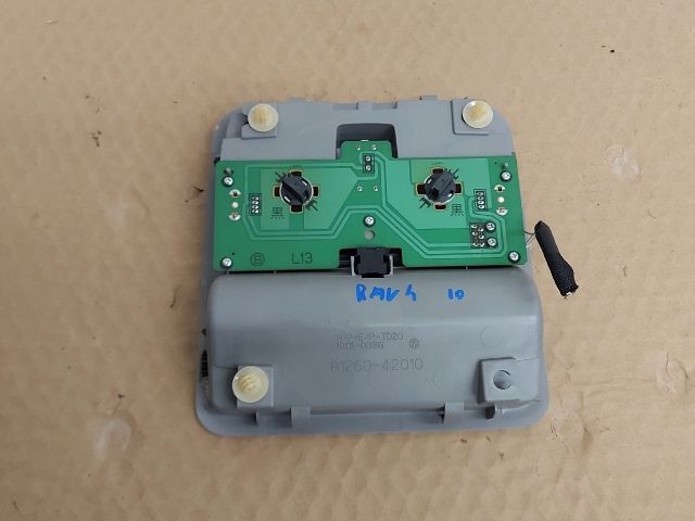 bontott TOYOTA RAV 4 Beltér Világítás Első