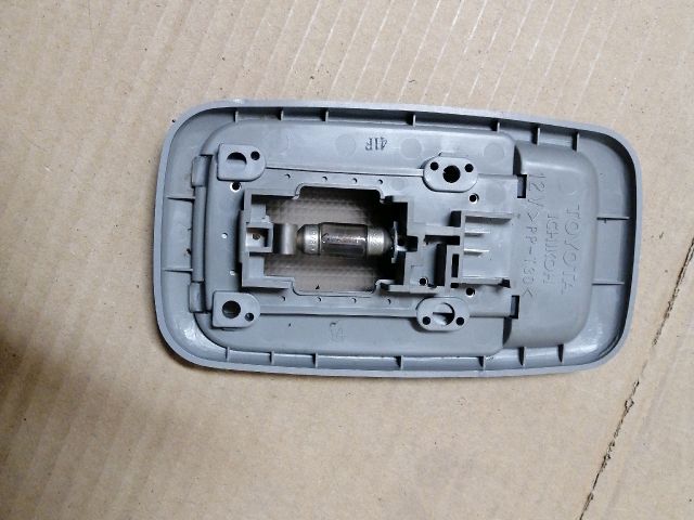 bontott TOYOTA RAV 4 Beltér Világítás Hátsó