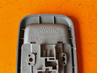 bontott TOYOTA RAV 4 Beltér Világítás Hátsó