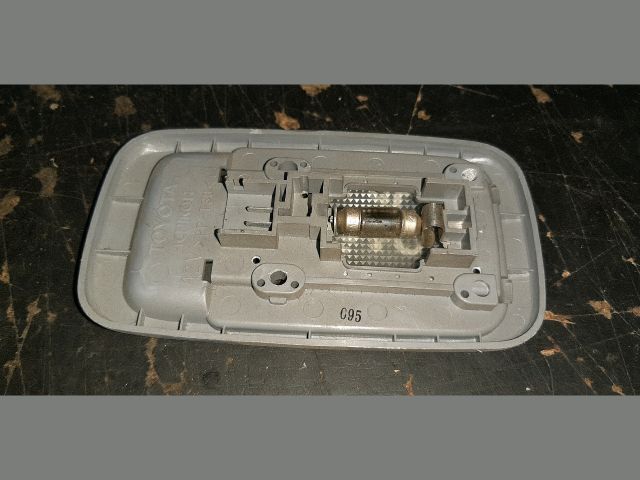 bontott TOYOTA RAV 4 Beltér Világítás Hátsó